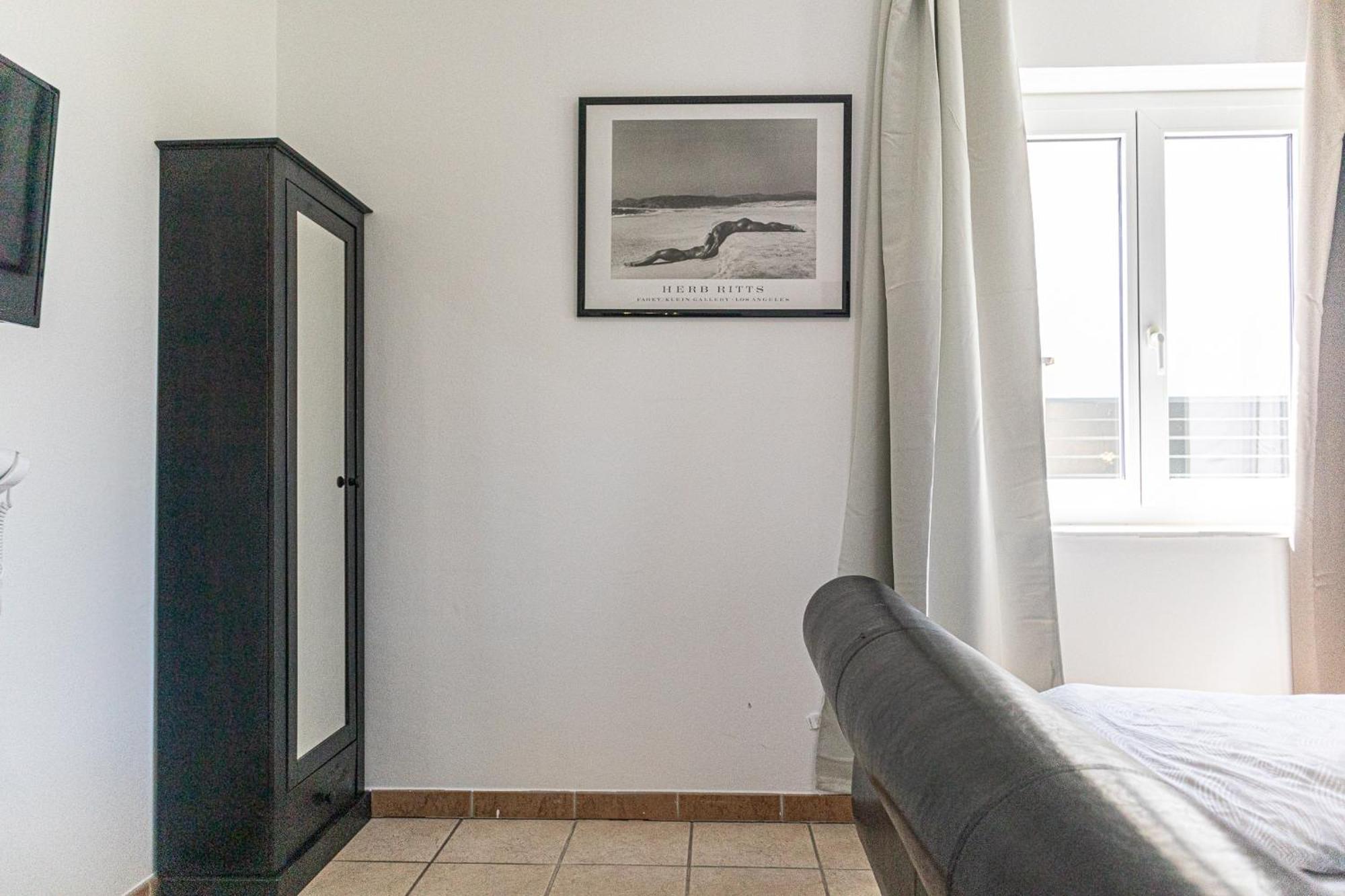 Exquisite In Shared With Garden & Parking Appartamento *
