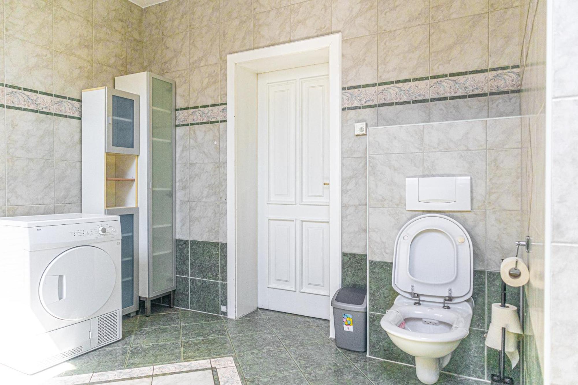 Appartamento Exquisite In Shared With Garden & Parking *